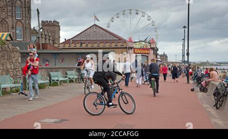 Portobello, Édimbourg, cyclisme, Écosse, Royaume-Uni. 20 août 2020. Selon les statistiques publiées aujourd'hui (jeudi 20 août) par Cycling Scotland, juillet a connu une augmentation de 44 % du cyclisme par rapport au même mois l'an dernier. Banque D'Images