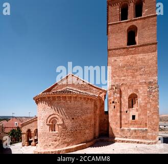 San Esteban de Gormaz, Espagne. Église de San Miguel. Cette église romane du XIe siècle est considérée comme le plus ancien bâtiment roman de Soria Banque D'Images