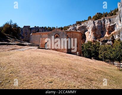 Hermitage de San Bartolomé, Canyon du parc naturel de Rio Lobos. Monastère du templar roman-protogovic du XIIe siècle. Banque D'Images