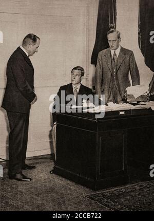 En reconnaissance des 25 ans du roi George V et de la reine Mary sur le trône, le prince de Galles (plus tard le roi Edward VIII) a inauguré le King George's Jubilee Trust pour aider les organisations de jeunesse dans tout le Royaume-Uni. Banque D'Images