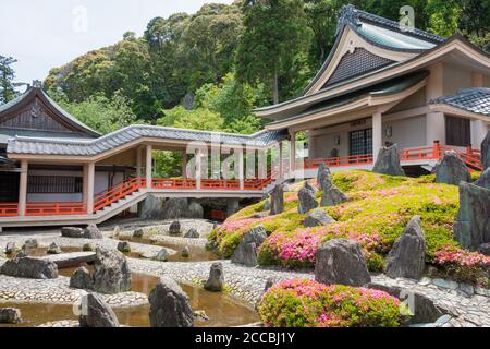 Kyoto, Japon - jardin au sanctuaire Matsunoo-taisha à Kyoto, Japon. Il est dit Matsuno'o Taisha a été fondé en 701. Banque D'Images
