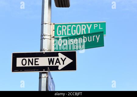 Gregory place et Quisenbury Drive Street à Brooklyn, New York. Banque D'Images