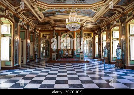 La salle des Ambassadeurs du Palais national de Queluz. Queluz, Portugal Banque D'Images