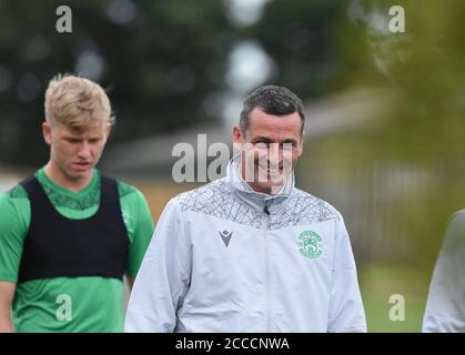 Tranent, Ormiston, East Lothian.Scotland, Royaume-Uni. 21 août 2020. Session d'entraînement Hibernian. Crédit : eric mccowat/Alay Live News Banque D'Images