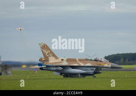 Nörvenich Allemagne août 20 2020: L'armée de l'air israélienne F-16 Barak prend son départ de la base aérienne de Nörvenich. Banque D'Images