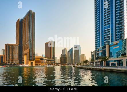 Dubaï, Émirats arabes Unis, Émirats arabes Unis, Moyen-Orient, Afrique, Dubaï Harbour at Sunset, Banque D'Images