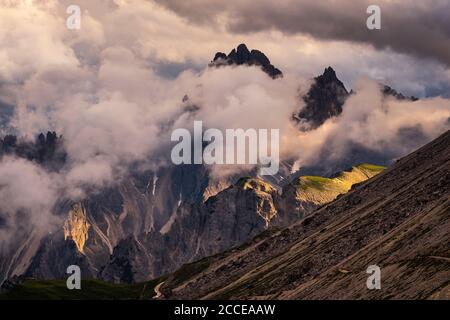 Tre Cime di Lavaredo, Sexten, Belluno, Rifugio Auronzo, Tyrol du Sud, Dolomites, Italie, Banque D'Images