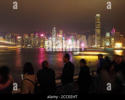 Port de Hong Kong la nuit Banque D'Images