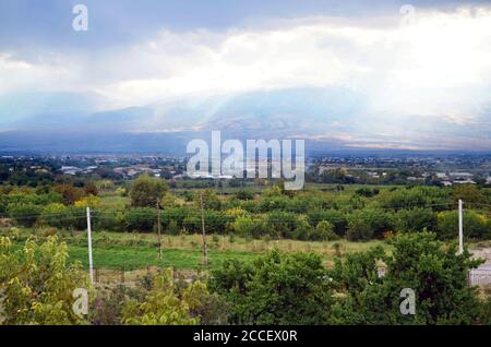 Arménie vue depuis les ruines de Dvin Banque D'Images