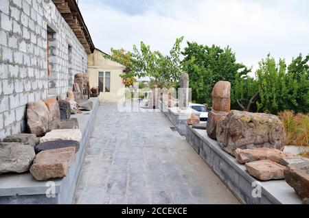 L'Arménie a fouillé des objets des ruines de Dvin Banque D'Images