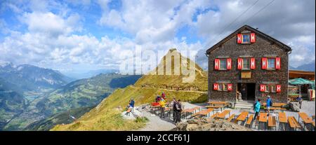 Autriche, Montafon, Schruns, Hochjoch, la cabane Wormser du club alpin allemand (DAV). Banque D'Images