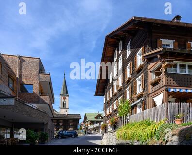 Autriche, Montafon, Gaschurn, vue sur la ville. Banque D'Images