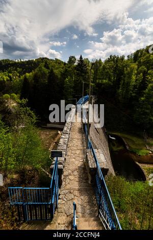 Europe, Pologne, Basse-Silésie, Zamora Miedzygorze / Wölfelsgrunder Talsperre Banque D'Images