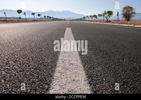 Arrière-plan de la route asphaltée, concept de voyage Banque D'Images