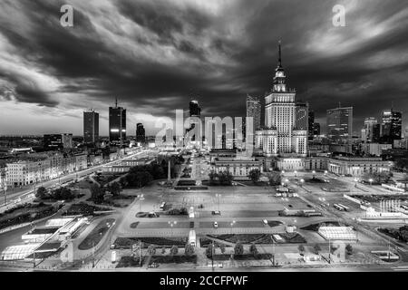 Europa, Pologne, Voivodeship Masovian, Varsovie - la capitale et la plus grande ville de Pologne - Palais de la Culture et de la Science Banque D'Images