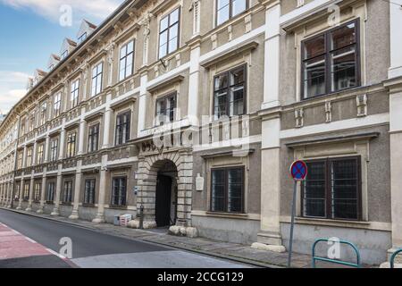 Graz, Autriche. Août 2020. Le point de vue extérieur de Joannneumsviertel, le centre des activités scientifiques Banque D'Images