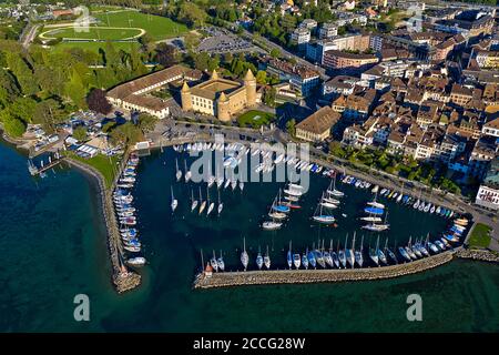 Château de Morges et port de plaisance sur le lac Léman, Morges, Vaud, Suisse Banque D'Images