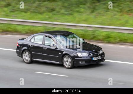 2007 Sport TDI 93 de Saab; véhicules mobiles pour la circulation routière, voitures conduisant des véhicules sur les routes britanniques, moteurs, conduite sur le réseau d'autoroute M6. Banque D'Images