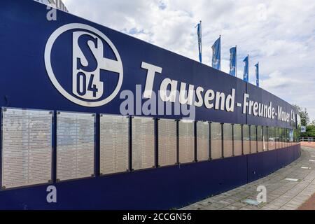 Tausend Freunde Mauer, mur des amis de Schalke, Arena Auf Schalke, Veltins-Arena, stade de football 04 du FC Schalke à Gelsenkirchen, Rhénanie-du-Nord-Westp Banque D'Images