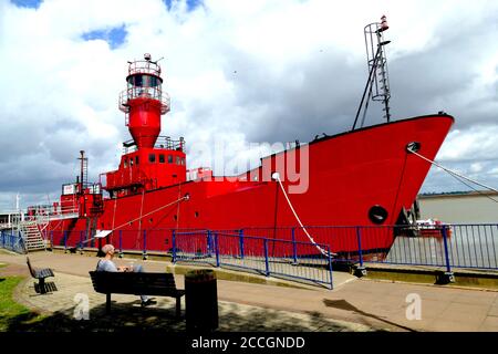 22/08/2020 LV 21 Light Vessel River Thames St Andrew’s Gardens Gravesend UK Samedi 22 août 2020 est le début de International Light House elle Banque D'Images