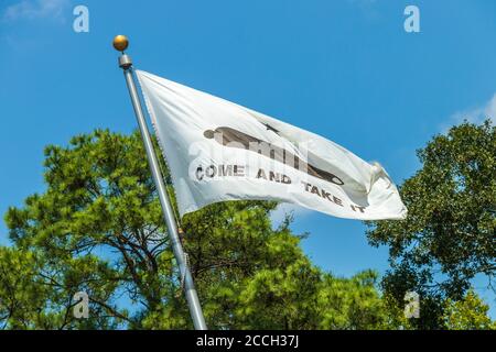 Lone Star Monument et Historical Flags Park (Texas Revolution Flags) à Conroe, Texas. Banque D'Images