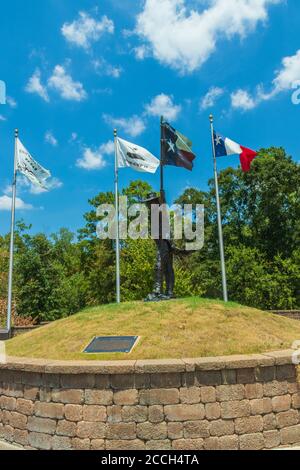 Lone Star Monument et Historical Flags Park (Texas Revolution Flags) à Conroe, Texas. Banque D'Images