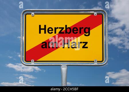 Ortstafel Herzberg am Harz, Niedersachsen, Deutschland | Nom du lieu Herzberg am Harz, Basse-Saxe, Allemagne, Europe Banque D'Images