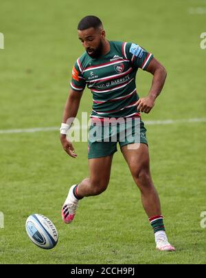 Leicester Tigers Zack Henry récolte le ballon pendant le match Gallagher Premiership à Welford Road, Leicester. Banque D'Images