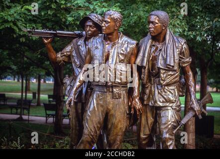 Vietnam Memorial, trois soldats, par le sculpteur Frederick Hart. Washington, DC. Banque D'Images