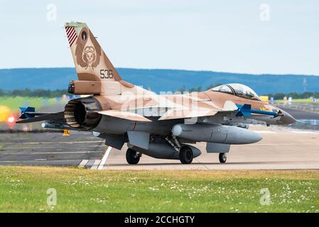 Nörvenich, Allemagne, le 20 août 2020 : un avion de chasse F-16 de la Force aérienne israélienne, le « Barak », qui déchaîne la base aérienne de Nörvenich en Allemagne. Banque D'Images