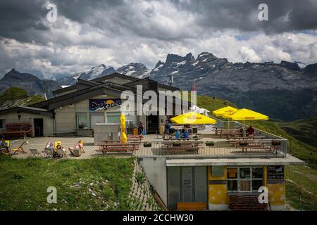 Taverne Bonistock à Melchsee Frutt dans les Alpes suisses - MELCHSEE-FRUTT, SUISSE - 16 AOÛT 2020 Banque D'Images