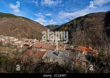 Setcases est une commune de la comarque pyrénéenne de Ripollès à Gérone, en Catalogne, en Espagne, près de la frontière française Banque D'Images