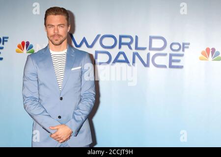 LOS ANGELES - 30 JANVIER : Derek Hough au World of Dance Season 2 Photocall à l'Universal Studios Stage 22 le 30 janvier 2018 à Universal City, Californie Banque D'Images