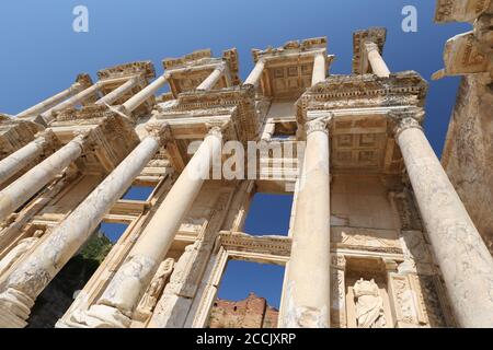 Bibliothèque de Celsus dans la ville antique d'Éphèse, ville de Selcuk, ville d'Izmir, Turquie Banque D'Images