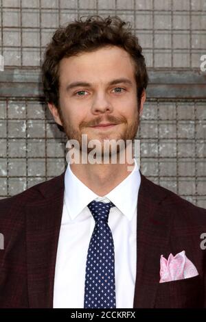 LOS ANGELES - APR 4: Jack Quaid à la Rampage Premiere au Microsoft Theatre le 4 avril 2018 à Los Angeles, CA Banque D'Images