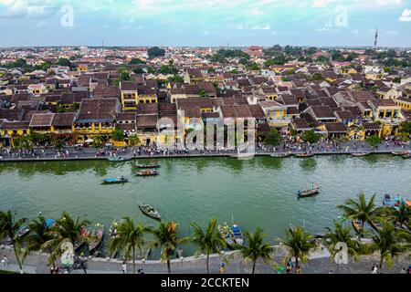 Vietnam, Hoi an, vieille ville et rivière, vue aérienne Banque D'Images