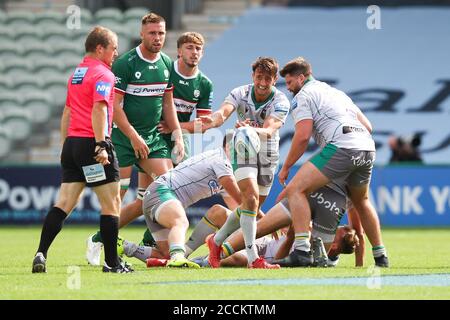 Twickenham, Royaume-Uni. 22 août 2020. Alex Mitchell de Northampton Saints en action lors du match de rugby Gallagher Premiership entre London Irish et Northampton Saints à Twickenham Stoop, Twickenham, Angleterre, le 22 août 2020. Photo de Ken Sparks. Utilisation éditoriale uniquement, licence requise pour une utilisation commerciale. Aucune utilisation dans les Paris, les jeux ou les publications d'un seul club/ligue/joueur. Crédit : UK Sports pics Ltd/Alay Live News Banque D'Images