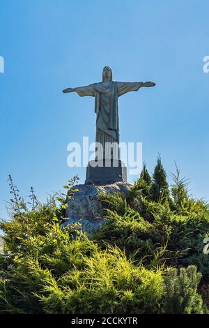 Krajno-Zagorze, Pologne - 14 août 2020. La miniature de la statue du Christ Rédempteur de Rio de Janeiro à Sabat Krajno Amusement et miniatures P Banque D'Images