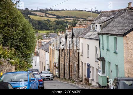 Porte bleue et bâtiment dans les Cornouailles de Lostwithiel Banque D'Images