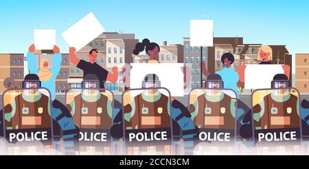 les policiers en équipement tactique complet font des émeutes aux policiers qui contrôlent le mix faites la course aux manifestants de la rue avec des pancartes pendant les affrontements manifestations manifestations émeutes portrait de masse portrait paysage urbain illustration de vecteur horizontal Illustration de Vecteur