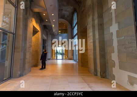 BERLIN, ALLEMAGNE - Jeniary 5 2018: Murs avec la guerre mondiale historique deux inscriptions à l'intérieur du Parlement allemand (Deutscher Bundestag Banque D'Images