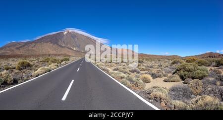 Route de la montagne Teide sur l'île de Tenerife, îles Canaries Banque D'Images