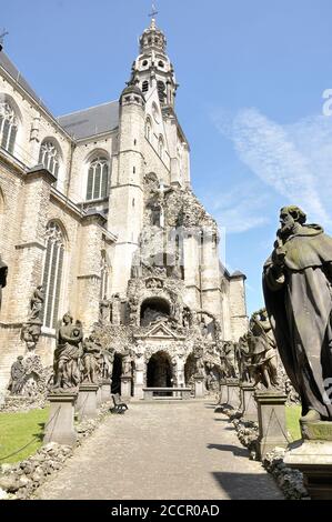 Église Saint Charles Borromeo, construite dans un style baroque, située à Anvers en Belgique Banque D'Images