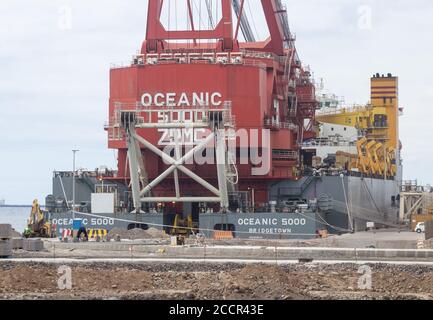 Grue offshore Oceanic 5000 Banque D'Images