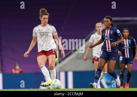 Jennifer Beattie (#5 Arsenal) En action lors du match de football de la Ligue des champions des femmes de l'UEFA (Quart de finale) entre Arsenal et Paris Saint-Germain Daniela Porcelli/SPP Banque D'Images