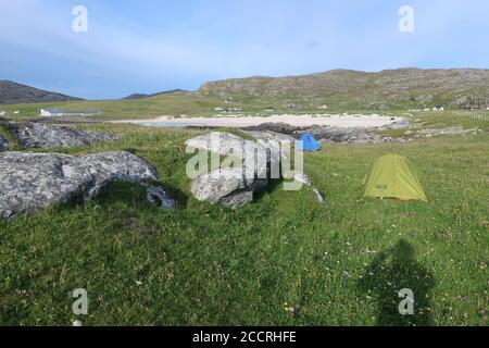 camping sauvage. Halaman Bay Bagh Halaman. La Hebridean Way. île de Barra. Brides extérieures. Highlands. Écosse. ROYAUME-UNI Banque D'Images