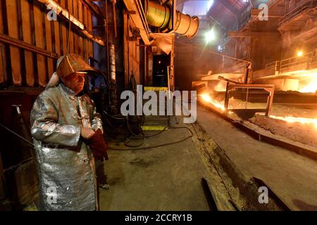 Ostrava, République tchèque. 24 août 2020. LIBERTY Ostrava redémarre Blast Furnace n° 3 à Ostrava, République Tchèque, 24 août 2020. L'arrêt temporaire du four a permis de réagir avec souplesse à la baisse de la demande d'acier due à la pandémie du coronavirus (Covid-19) et de réduire l'inventaire de métaux construit pour le début de la saison de construction. Crédit: Jaroslav Ozana/CTK photo/Alay Live News Banque D'Images