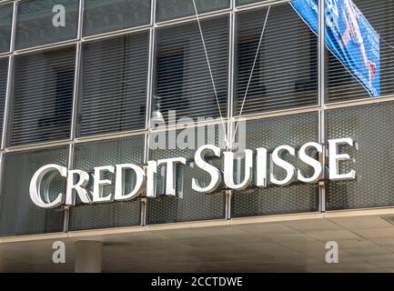 Bâle, SUISSE - 1er juillet 2019 : LE CREDIT SUISSE est l'une des principales sociétés mondiales de services financiers. Banque D'Images