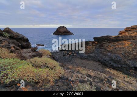 Plage de Los Roques de Fasnia, Tenerife, île des Canaries, Espagne. Banque D'Images