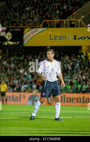 07 septembre 2005. Windsor Park, Belfast, Irlande du Nord. Football international – coupe du monde de la FIFA 2006 Groupe 6 qualificateur, Irlande du Nord 1 Angleterre 0. Le football international d'Angleterre Frank Lampard joue pour l'Angleterre au Windsor Park Belfast. Banque D'Images